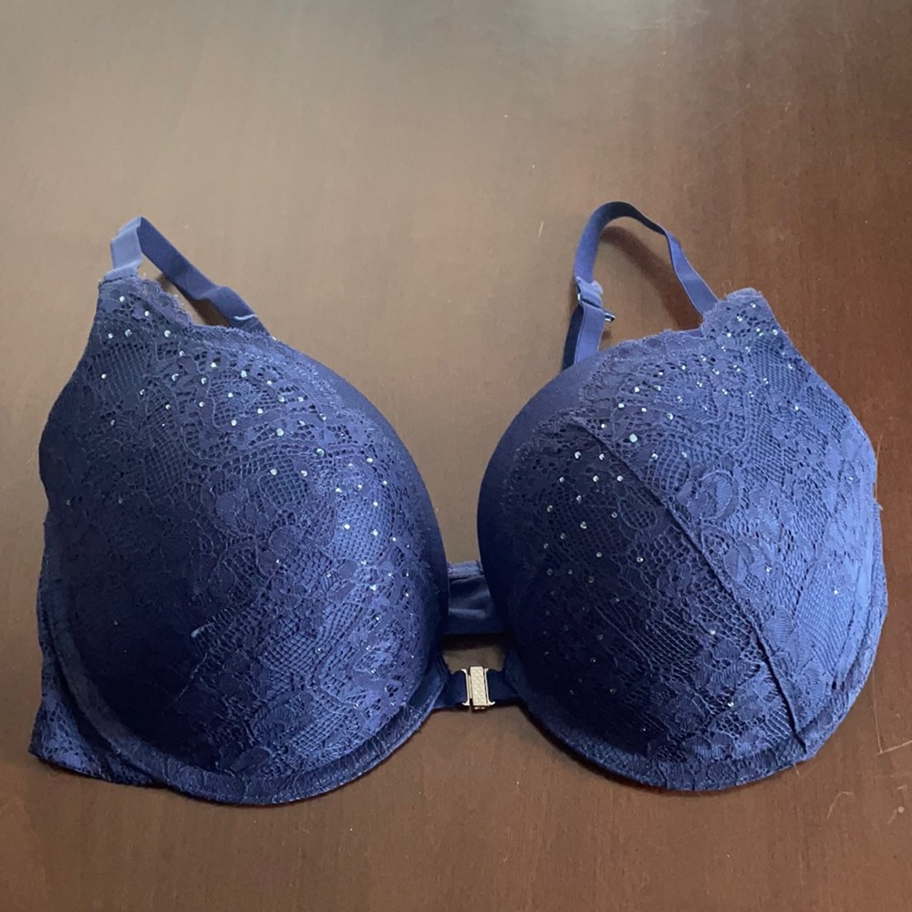 La Senza Beyond Sexy Push Up Bra Navy Blue with Lace and Sequins 34DD(E) EUC